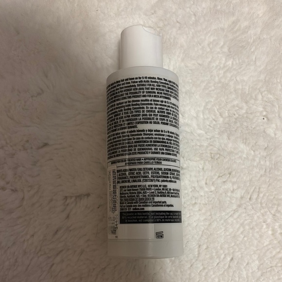 Redken Acidic Bonding Concentrate Hair Treatment - Picture 2 of 3